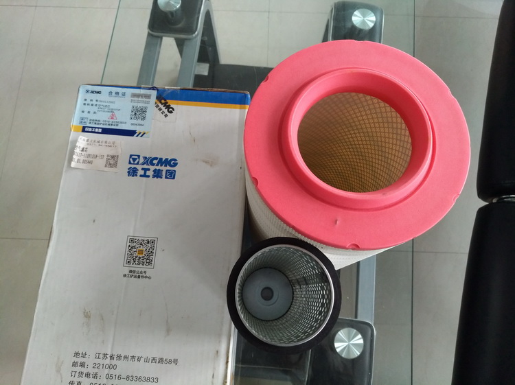 心博注册装载机空气滤芯