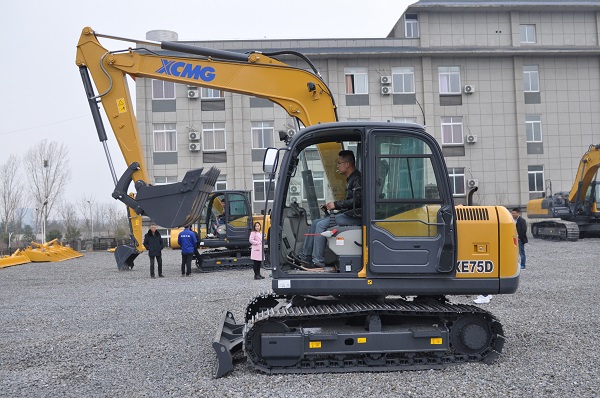 心博注册XE75D挖掘机