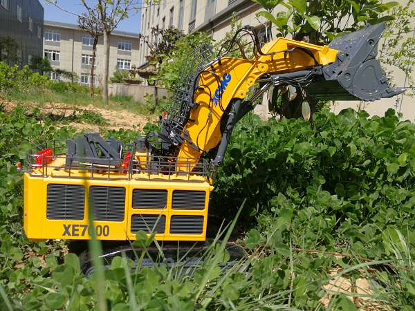 心博注册XE7000挖掘机