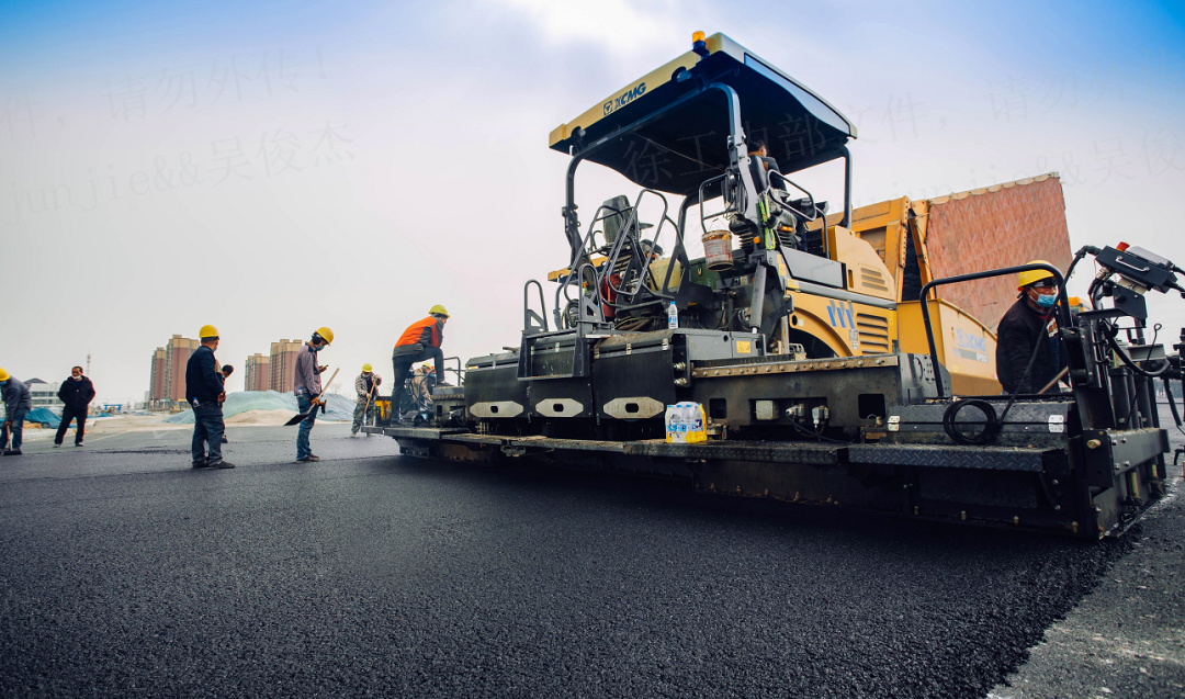 心博注册道路机械施工效果