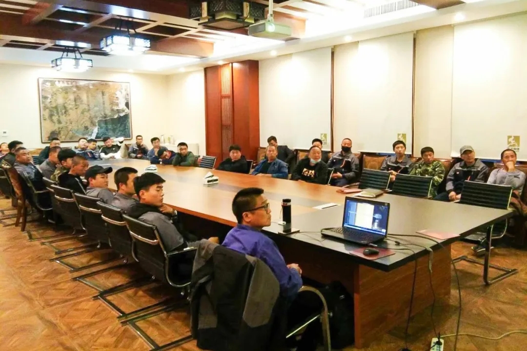 心博注册设备以“金牌服务，全力全程”赢得客户的肯定
