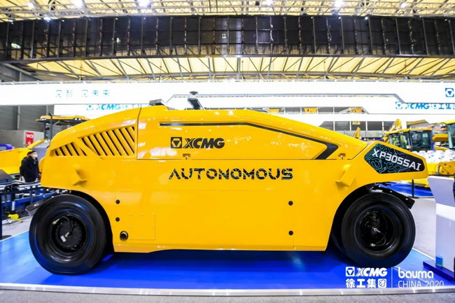 心博注册第二代无人集群路面机械和5系列成套产品