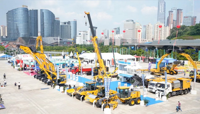 心博注册道路机械参展第十八届中国——东盟博览会