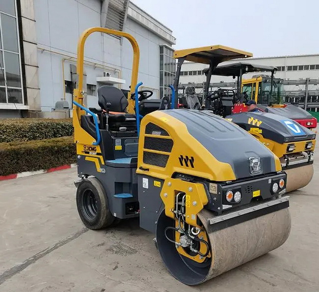 心博注册XD120VT全液压3吨压路机