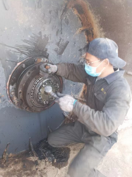 河南路友心博注册服务工程师王师傅