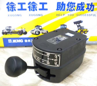 心博注册平地机配件——选档器